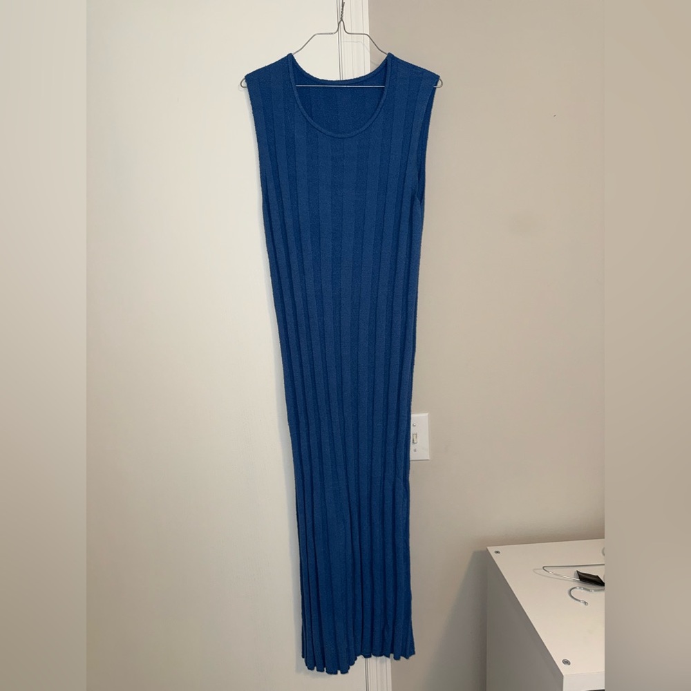 Ribbed Sleeveless Maxi Dress in Deep Blue